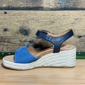 Vionic Navy and Denim Wedge Sandals